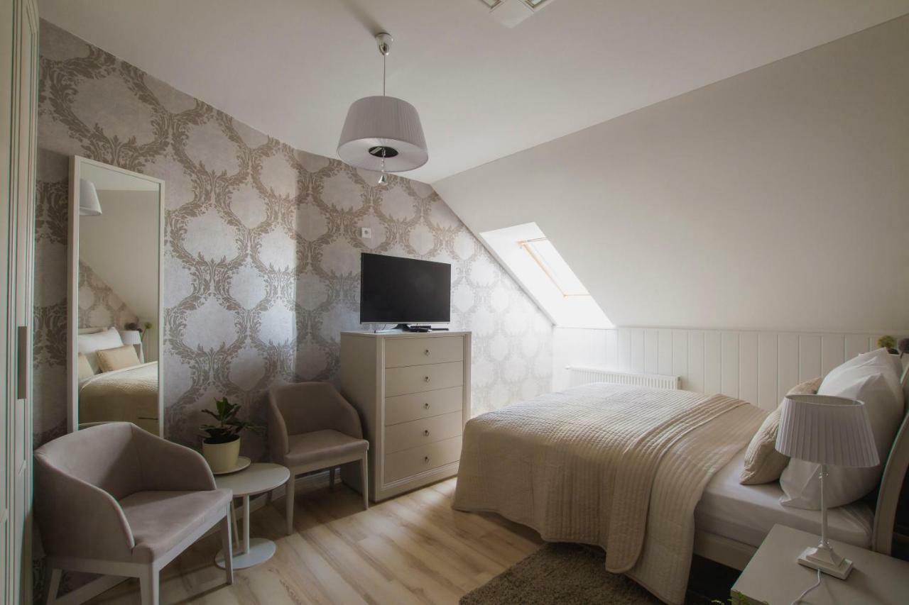 Penzion Kuria Nové Mesto nad Váhom 外观 照片
